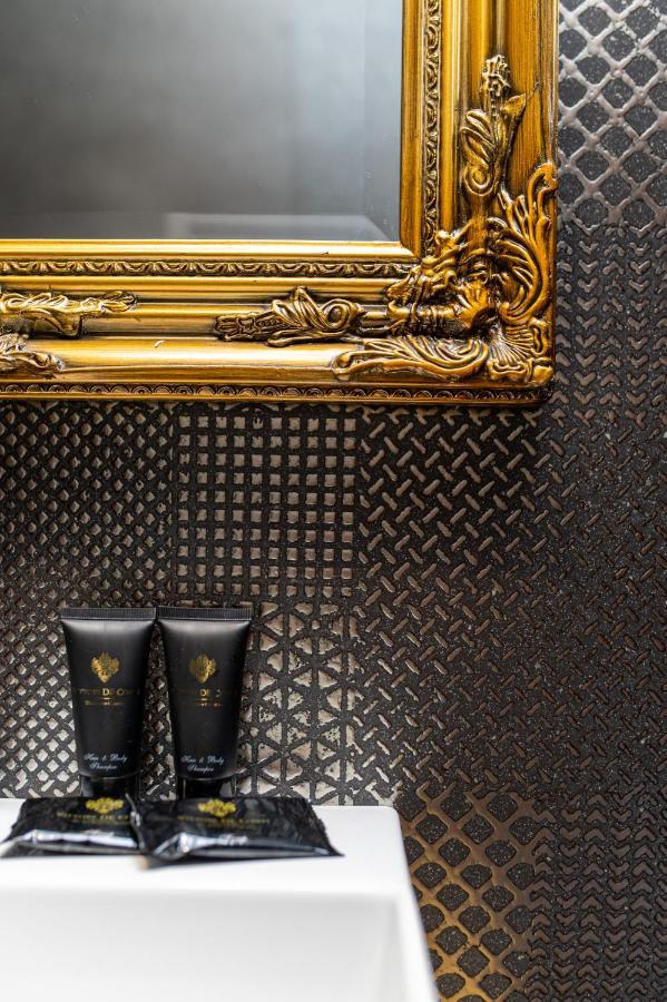 Plebiscito Boutique Rooms Наполи Екстериор снимка