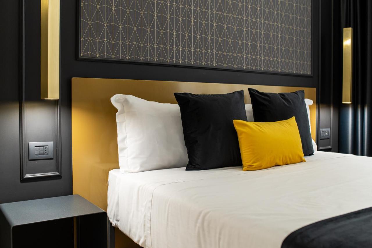 Plebiscito Boutique Rooms Наполи Екстериор снимка